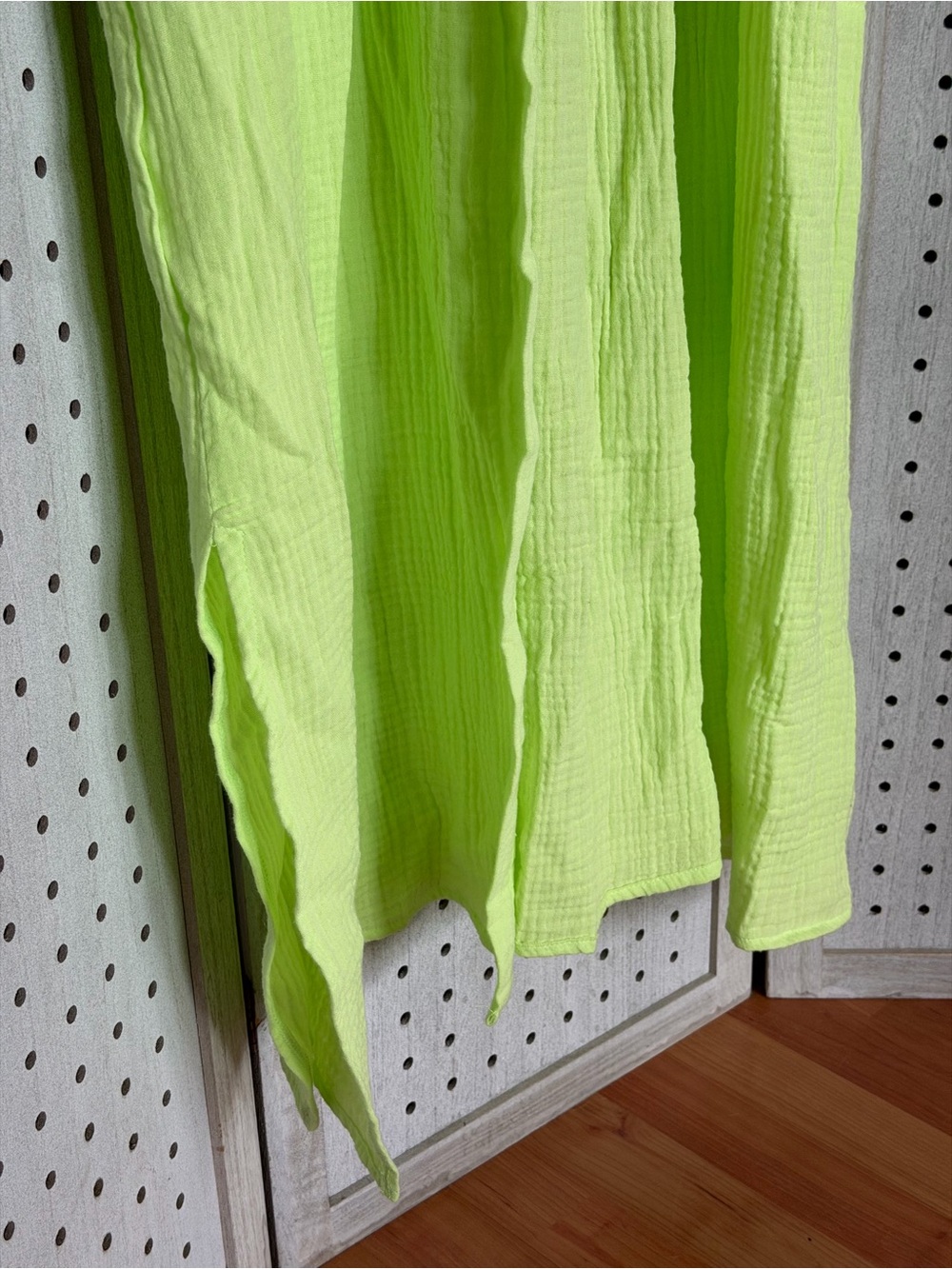 Linen-Texture Long Sleeve Maxi Dress in Neon Lime - Picture 3 of 8